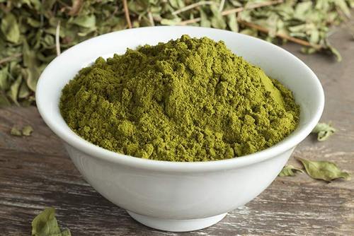 آشنایی با حنا و خواص درمانی آن در طب سنتی