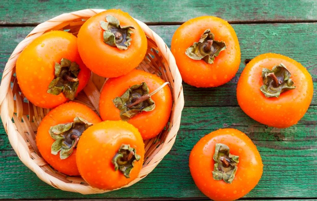  آشنایی با خرمالو و خواص درمانی آن در طب سنتی