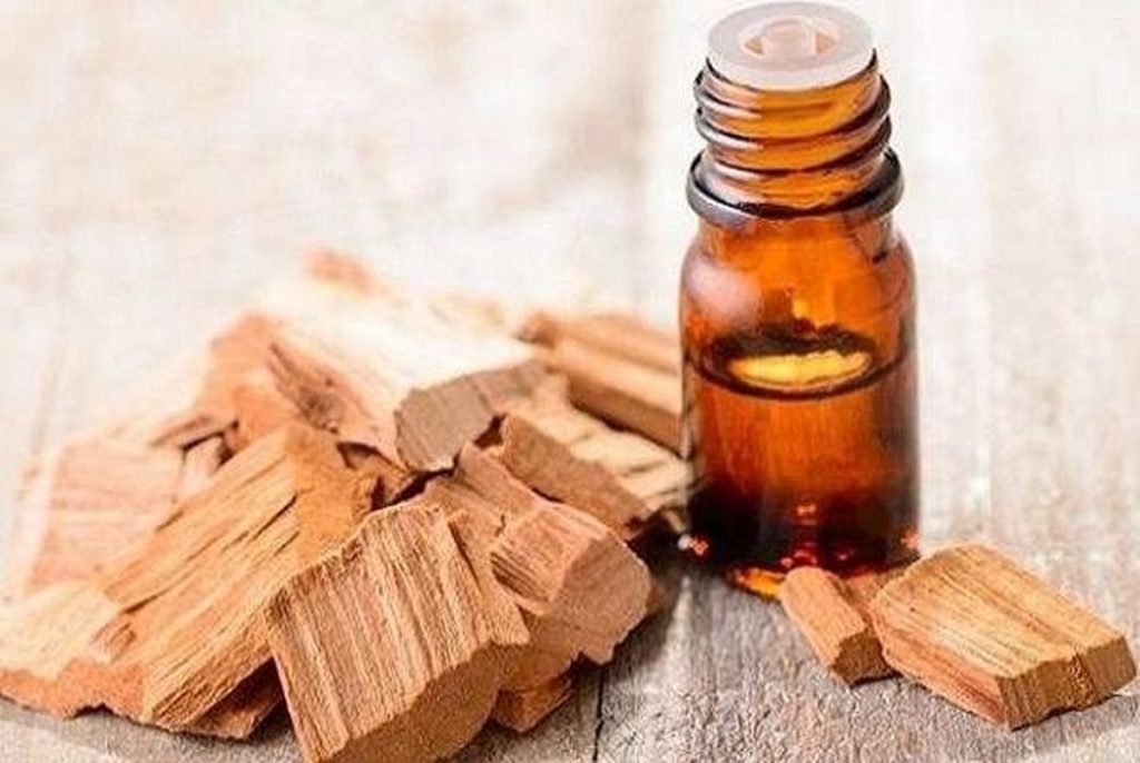 خواص روغن چوب صندل